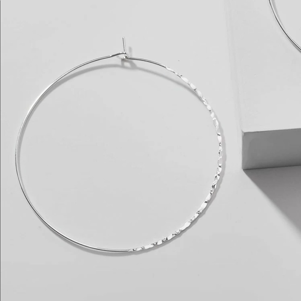 • Nena • Simple Hoops - Picture 2 of 3